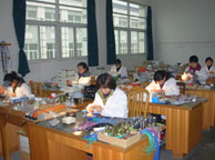 裝配車(chē)間現(xiàn)場(chǎng)